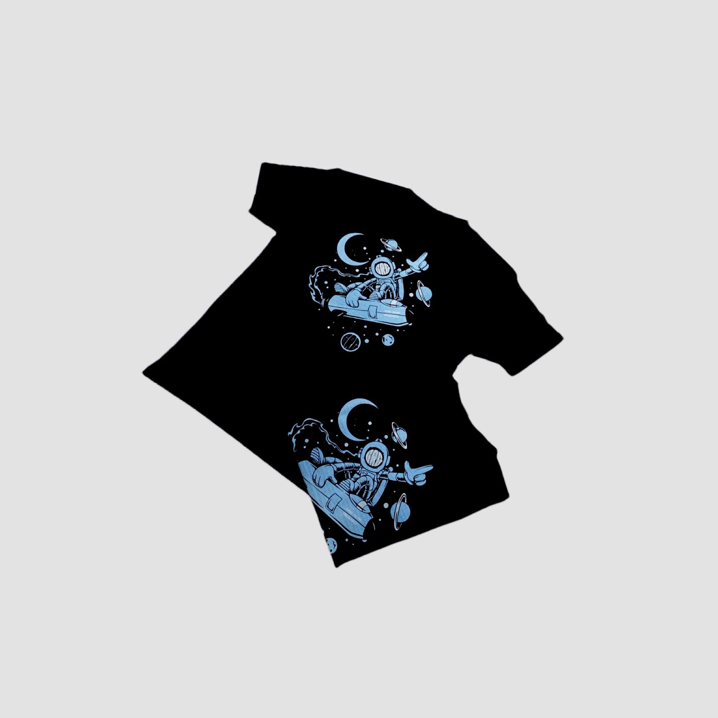 BLUE GRAPHIC TEE